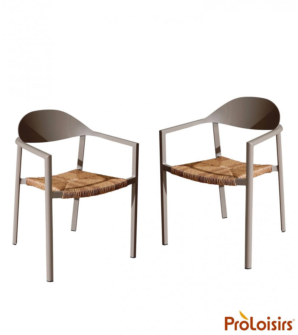 Fauteuil empilable BAGE Coloris:Châssis Sand/Assise wicker paille beige Eco-participation    :Prix de vente comprenant l' éco-pa